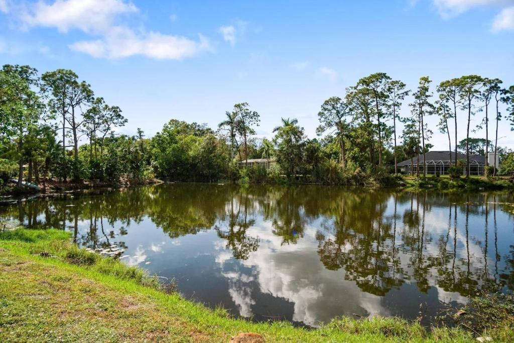 Heated Pool Home Located In Golf Course Community North North Naples Exterior foto