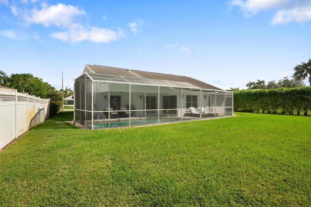 Heated Pool Home Located In Golf Course Community North North Naples Exterior foto